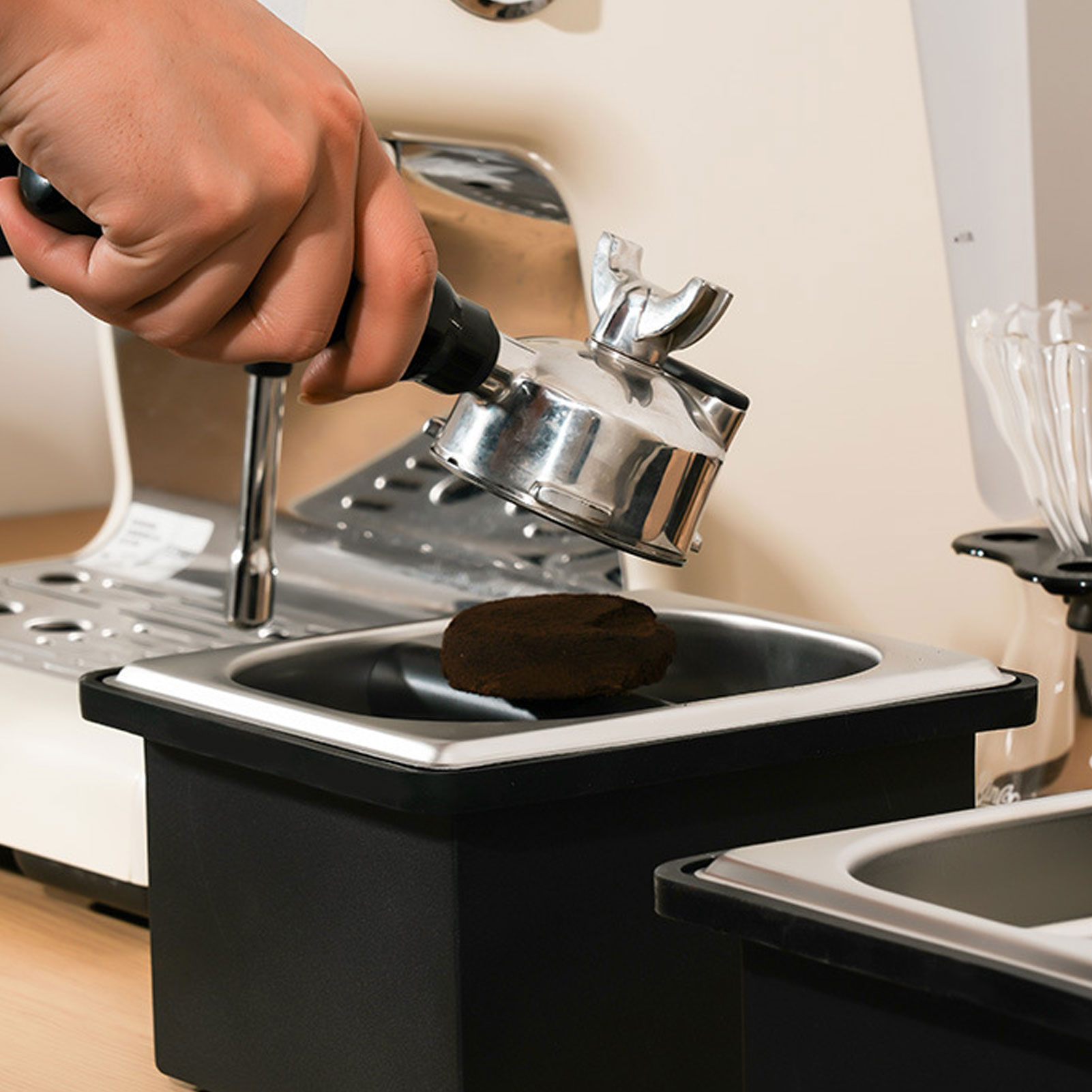 صندوق تفريغ القهوة للباريستا،  - مراجعة Coffee Knock Box وسعره